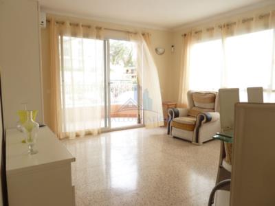 Flat for sale in Arenal.